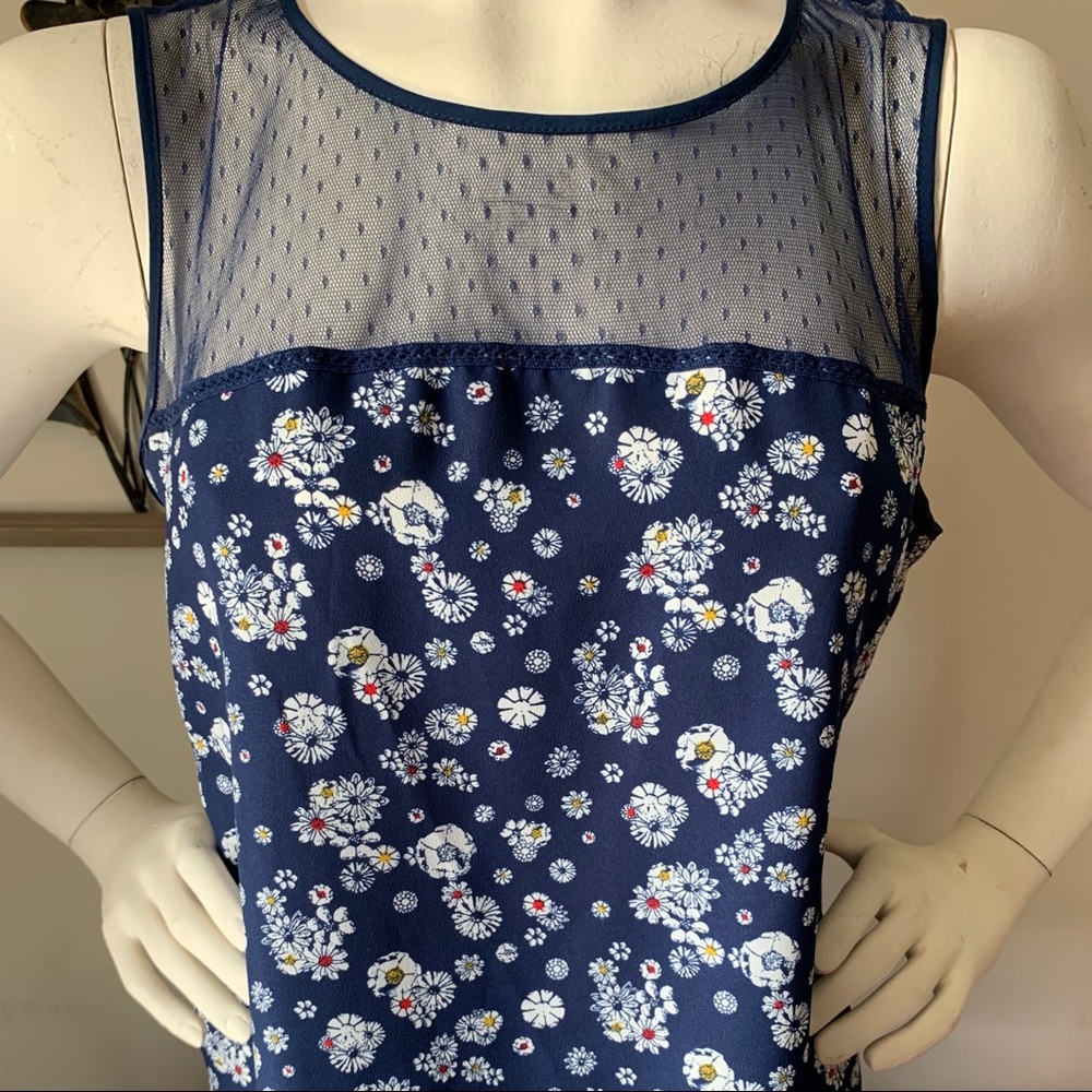 New! Tank top - Picture 2 of 5